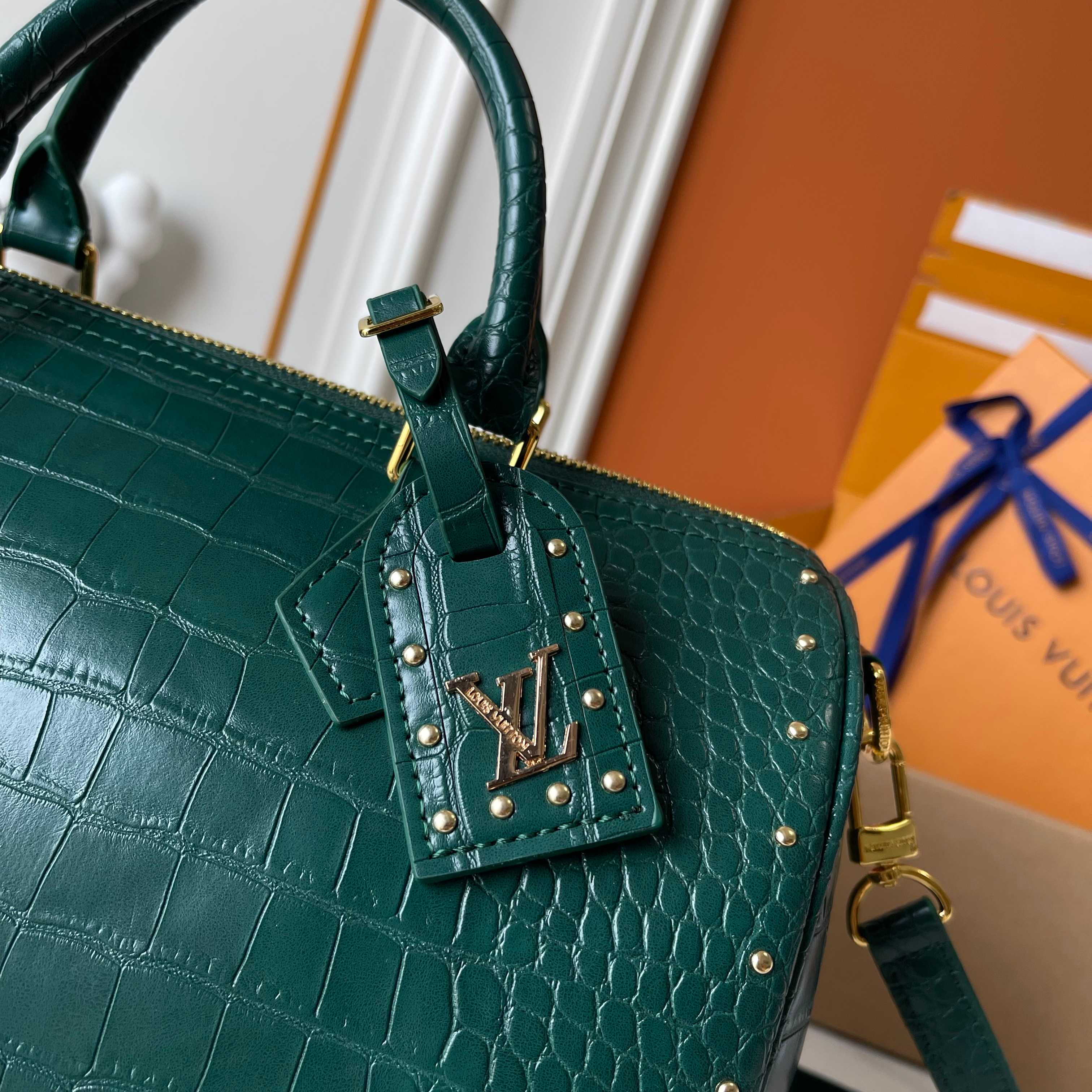 スーパーコピーバッグ国内発送対応N品安全必ず届く信用できるサイト